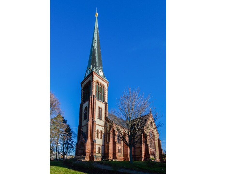 Martin-Luther-Kirche Geringswalde mit dem markanten Turm